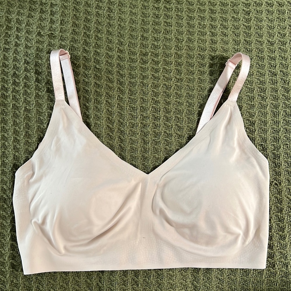 True and co wireless bra in nude